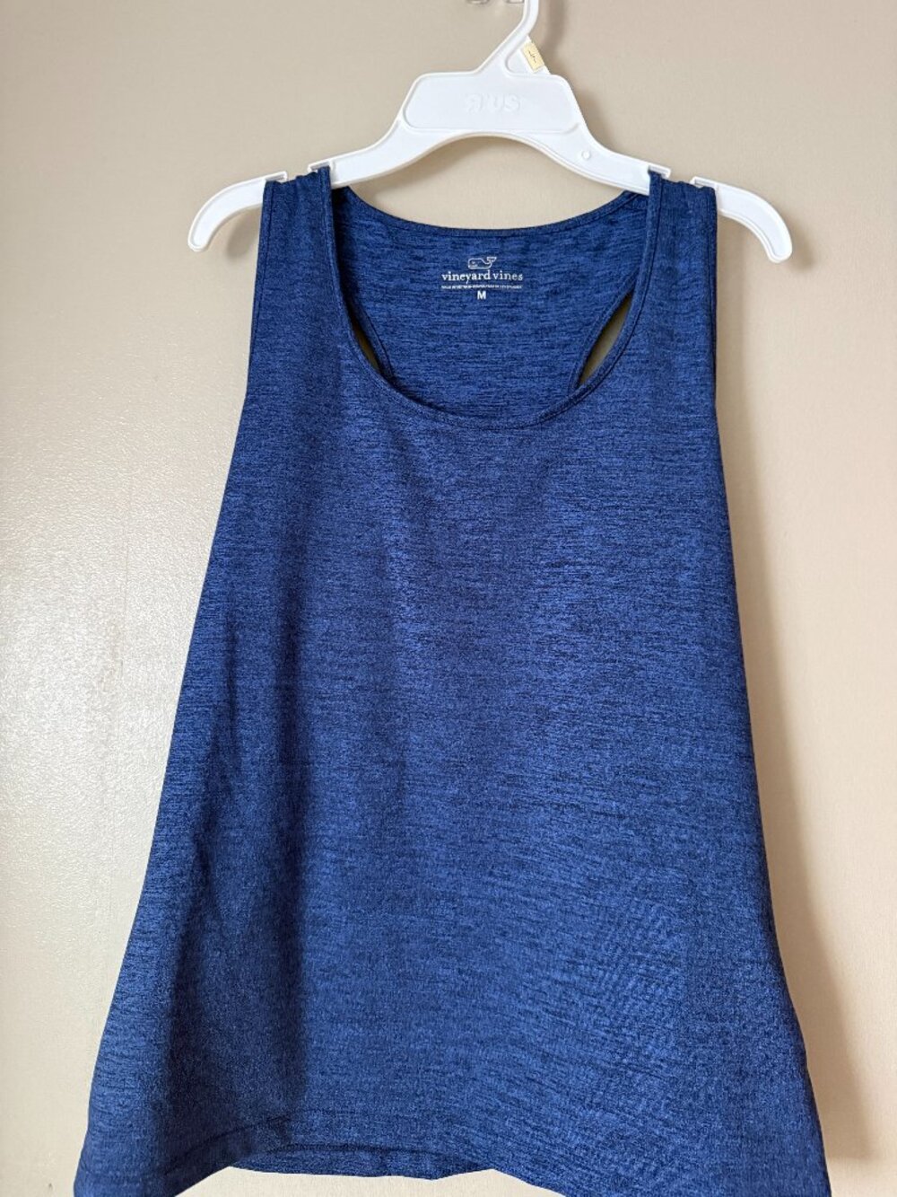 Vineyard Vines Women’s Performance Racerback Tank Top – Size M (006)